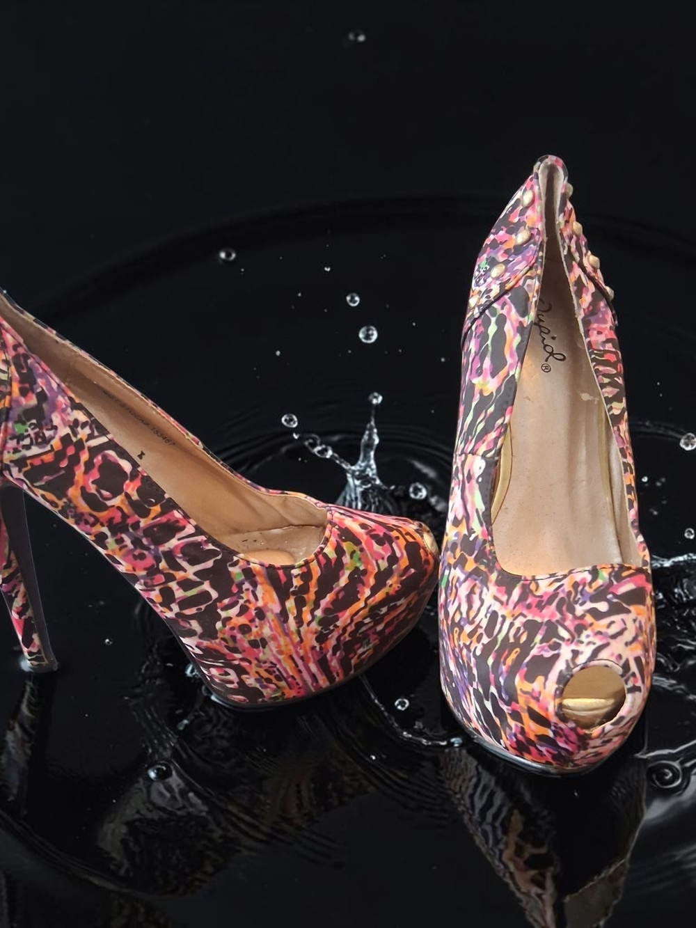 Qupid Pink Multi-Pattern Peep-Toe Platform Heels Womens Shoes Size 7 Sexy Hot